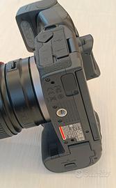 Kit Canon EOS R-Canon EF 16-35mm f/2.8 L III USM