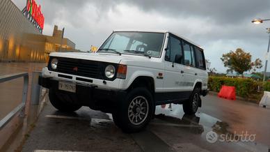MITSUBISHI Pajero ('82-'00) - 1988