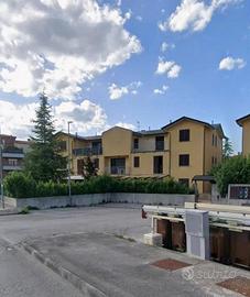 Luminoso appartamento con posto auto coperto