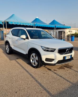 volvo xc40 D3 AWD