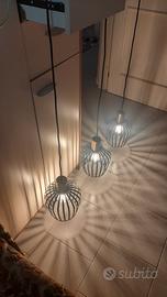 lampadario con un design  moderno