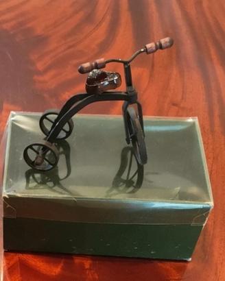 Miniatura Triciclo Vintage Dolls House