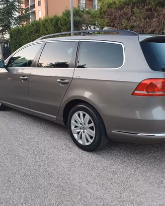 Volkswagen Passat 1.4 TSI DSG 150cv anno 2012