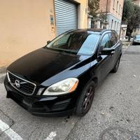 Volvo XC60 2.4 d5 R-design AWD 205cv cambio automa