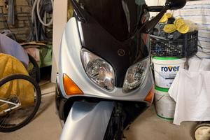 Yamaha tmax
