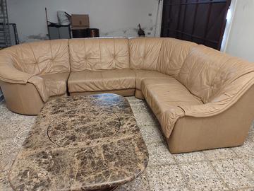 divano angolare in pelle 