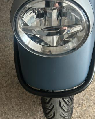 VESPA PIAGGIOGTV 300 310 baffo paraurti anteriore