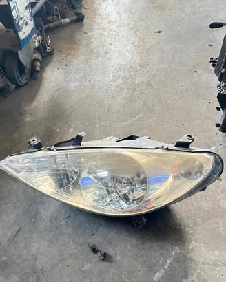 Faro Anteriore Sinistro Peugeot 307 (Prima Serie, 