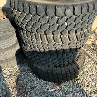 Gomme 255/75r17