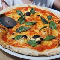 Livorno pizza e torta zona fabbricotti