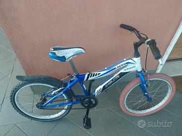 bici bambino molto bella e pratica 