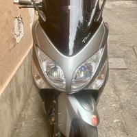 Tmax 500 2011