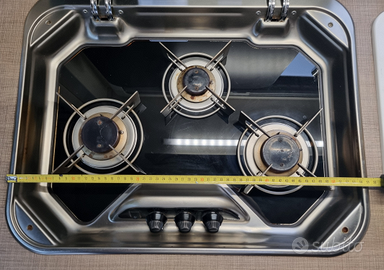 Piano cottura Dometic a 3 fuochi