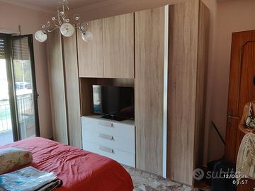 Camera da letto completa praticamente nuova