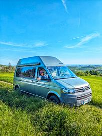 VW Transporter T5.1 Tetto alto Camper di Solaria
