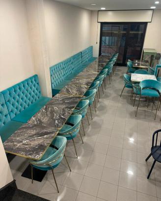 Sedie e tavoli bar