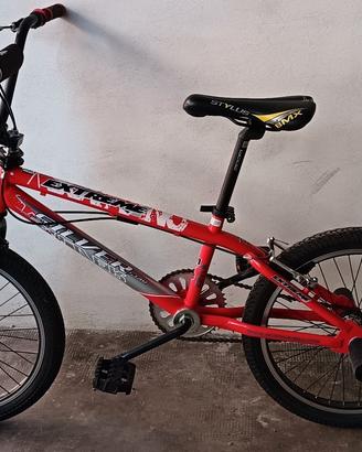  bmx rossa come nuova ancora in garanzia