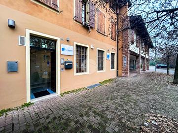 NEGOZIO A BAGNOLO MELLA