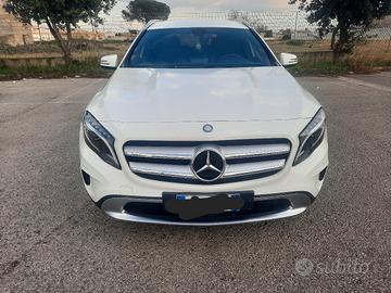 MERCEDES-BENZ GLA 200 CDI SPORT