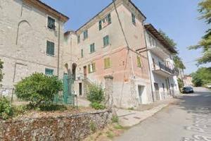 Immobile in asta di 66 m² con 2 locali e box auto 