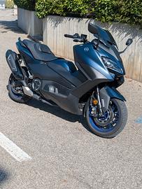 YAMAHA TMAX 560 GARANZIA 2031 GOMME NUOVE TAGLIAND