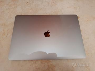 MacBook Pro 16 GB