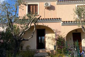 Trilocale indipendente climatizzato San Teodoro