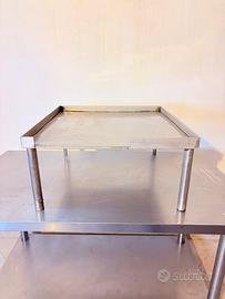 Rialzo in acciaio inox per macchinari