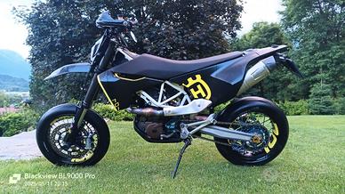 Husqvarna 701 Supermoto - 2016