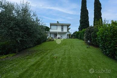 BIFAMILIARE A DESENZANO DEL GARDA