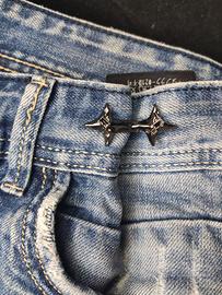 Borchia il tuo look: stringi pantaloni Punk Rock