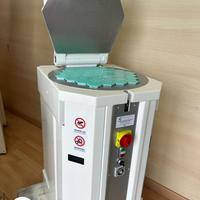 Spezzatrice esagonale automatica