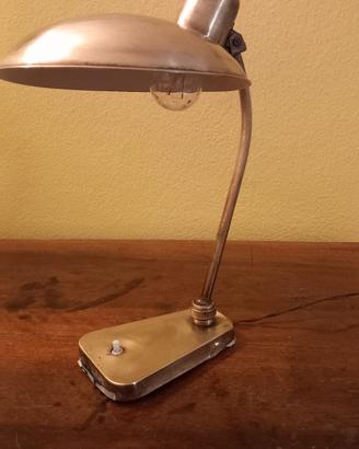 lampada da tavolo tavolo 