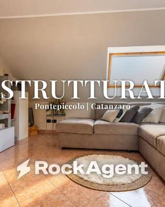 Attico / Mansarda di 65 m² con 3 locali a Catanzar