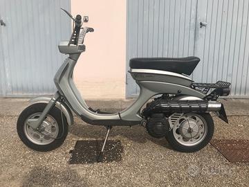 Innocenti Lambretta Lui 75 SL Lubematic