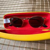 Occhiali da sole Ray-Ban unisex per bambini.