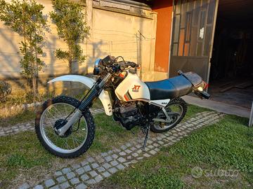 Yamaha XT 550 - 1987