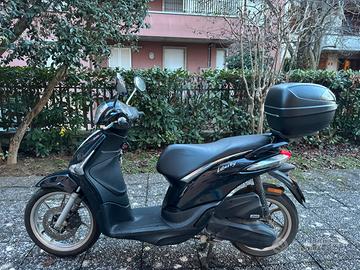 Piaggio Liberty 50cc - bauletto incluso