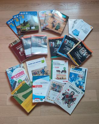 Lotto 22 libri superiori per ripetizioni