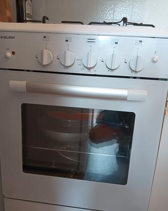 cucina con forno a gas
