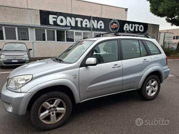 Toyota RAV 4 RAV4 2.0 Tdi D-4D cat 5 porte Sol