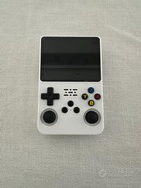 Console multigioco R36S