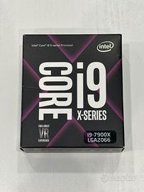 Processore INTEL Core i9-7900X 3,3 Ghz LGA 2066
