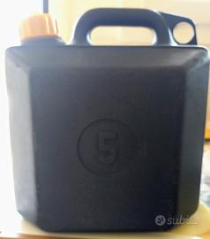 Tanica in plastica  per caburante