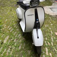 Vespa Special