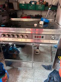 Cucina a gas con forno