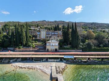3 LOCALI A TORRI DEL BENACO