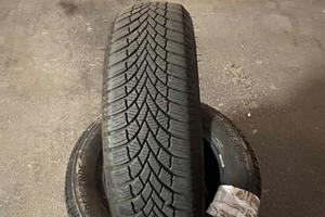 Pneumatici invernali Bridgeston Blizzak LM005