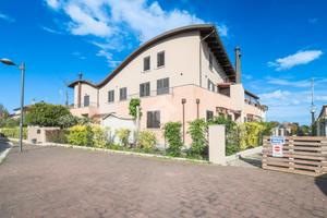 3 LOCALI A CESENATICO