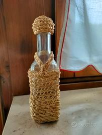 bottiglia impagliata